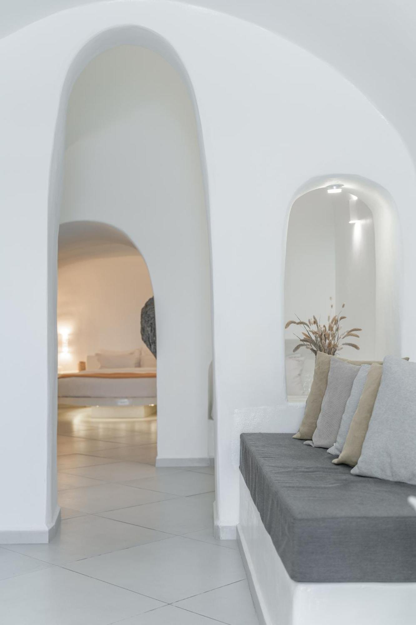 Luxus Vip Suites Ia Exterior foto