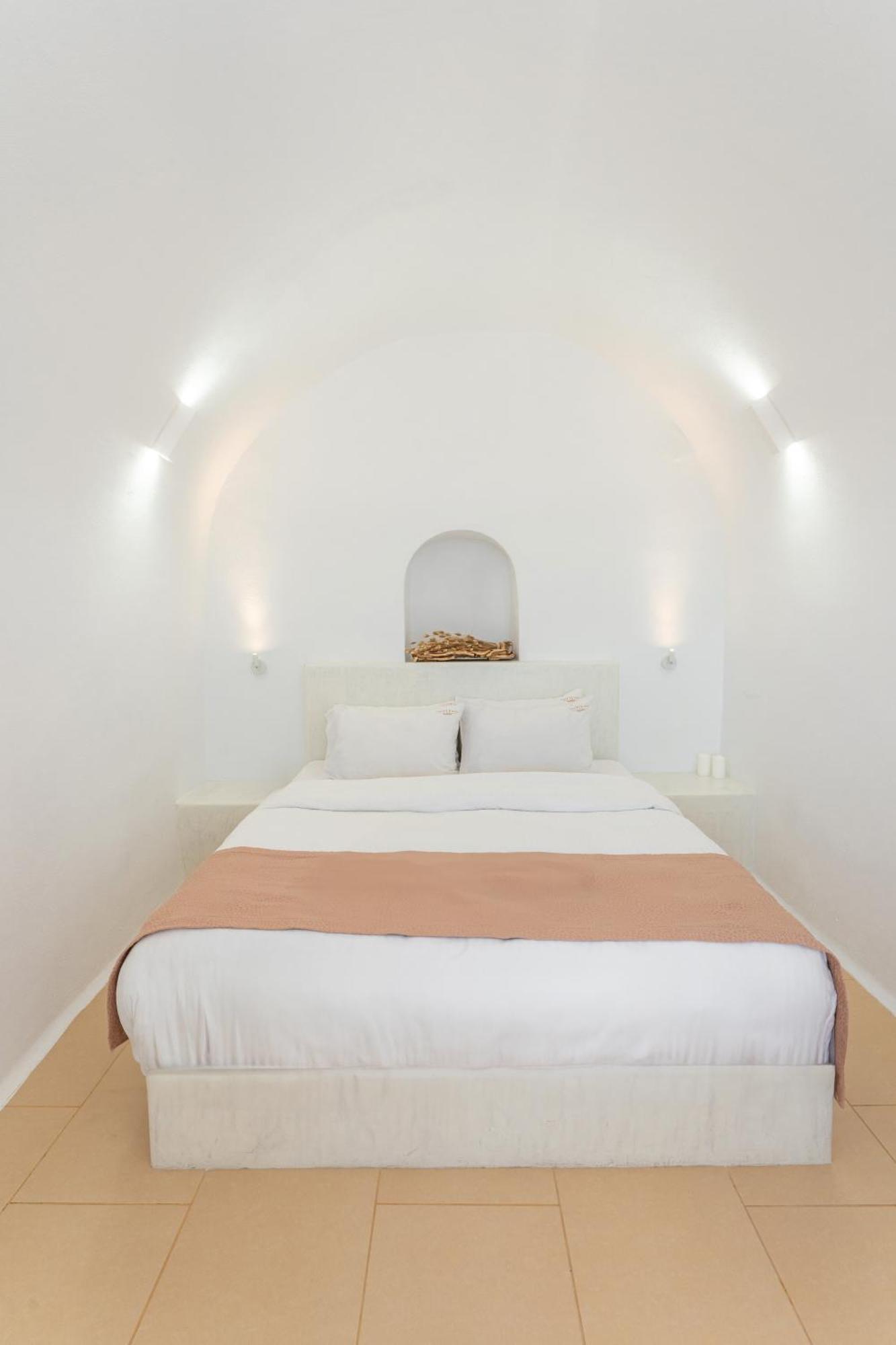 Luxus Vip Suites Ia Exterior foto