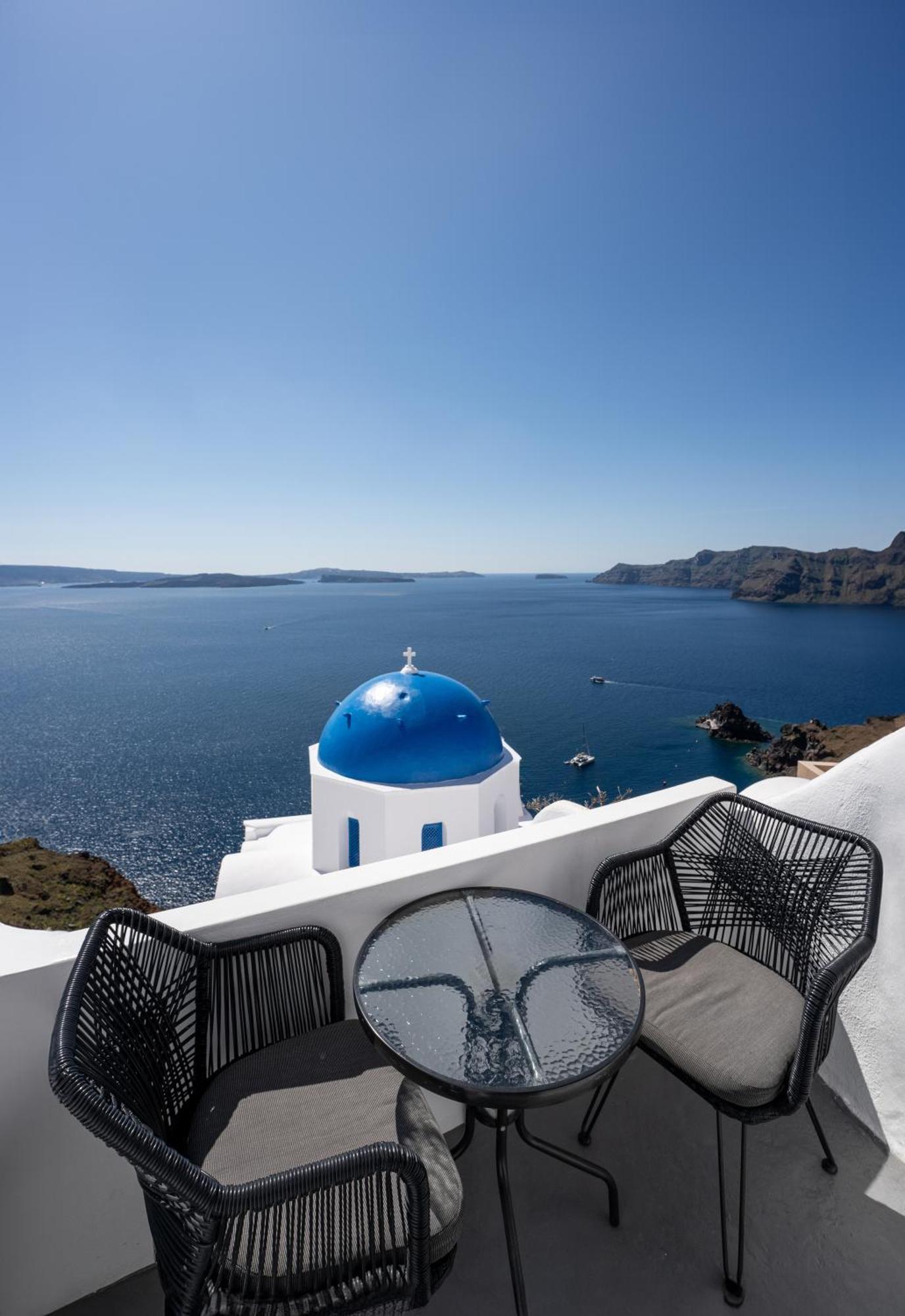 Luxus Vip Suites Ia Exterior foto