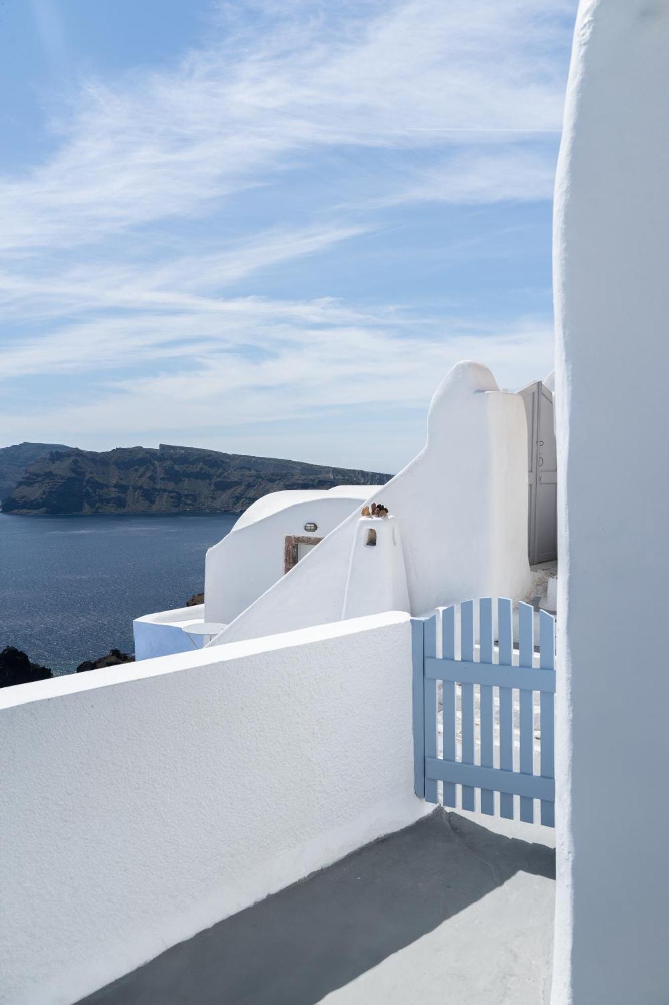 Luxus Vip Suites Ia Exterior foto