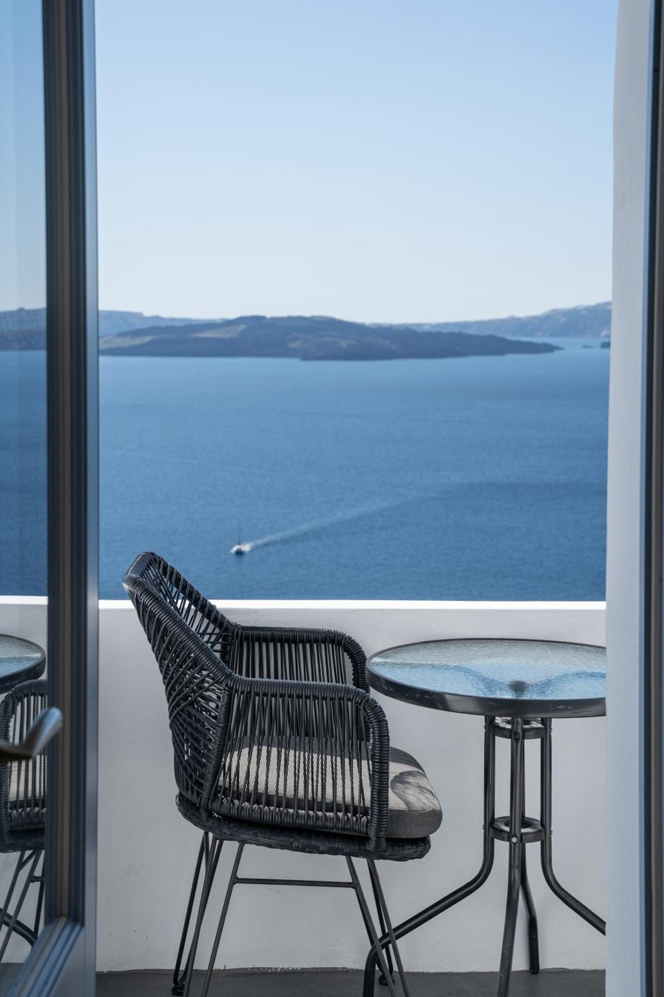 Luxus Vip Suites Ia Exterior foto